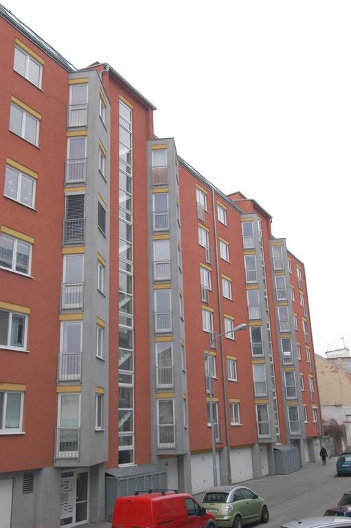 Eel Accommodation Brno Luaran gambar