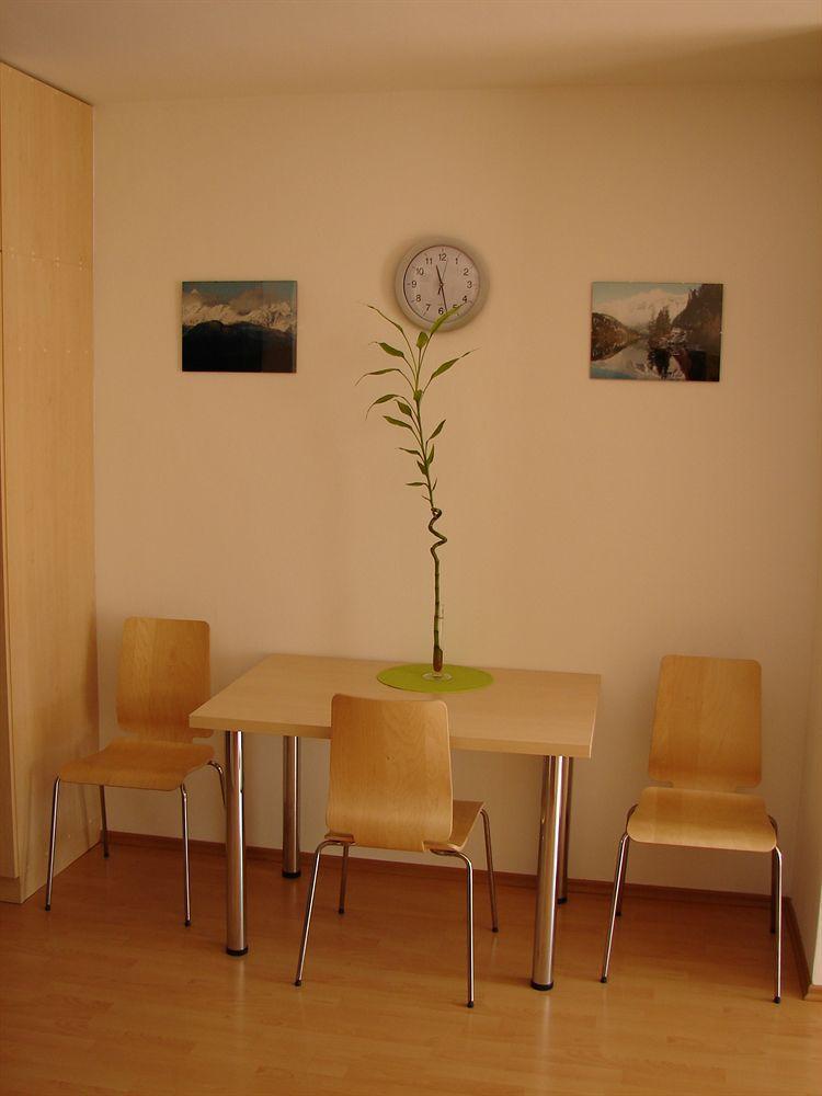 Eel Accommodation Brno Luaran gambar